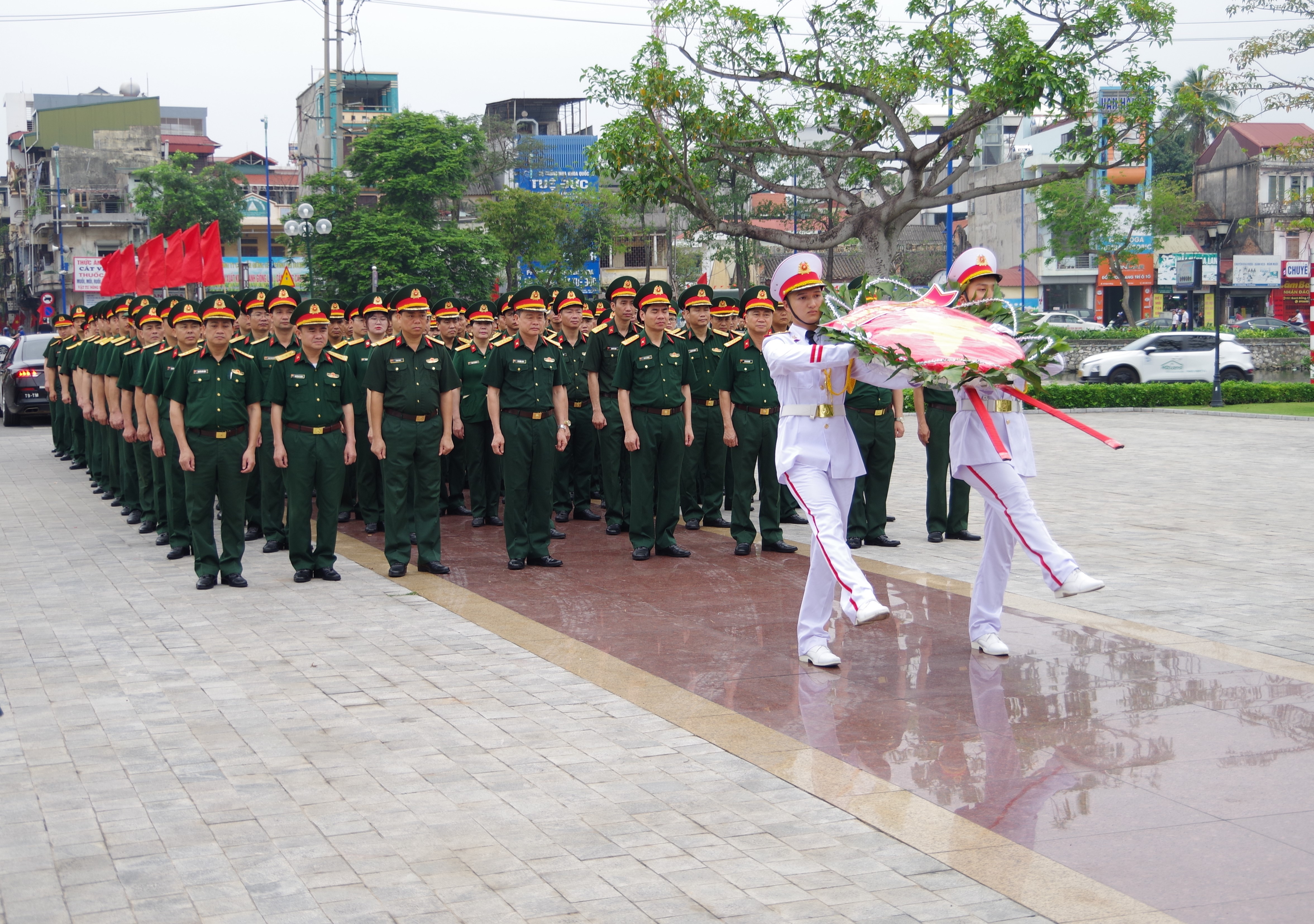 Lực lượng vũ trang tỉnh Hải Dương tổ chức nhiều hoạt động kỷ niệm 50 năm Ngày Giải phóng miền Nam, thống nhất đất nước (30/4/1975 - 30/4/2025)