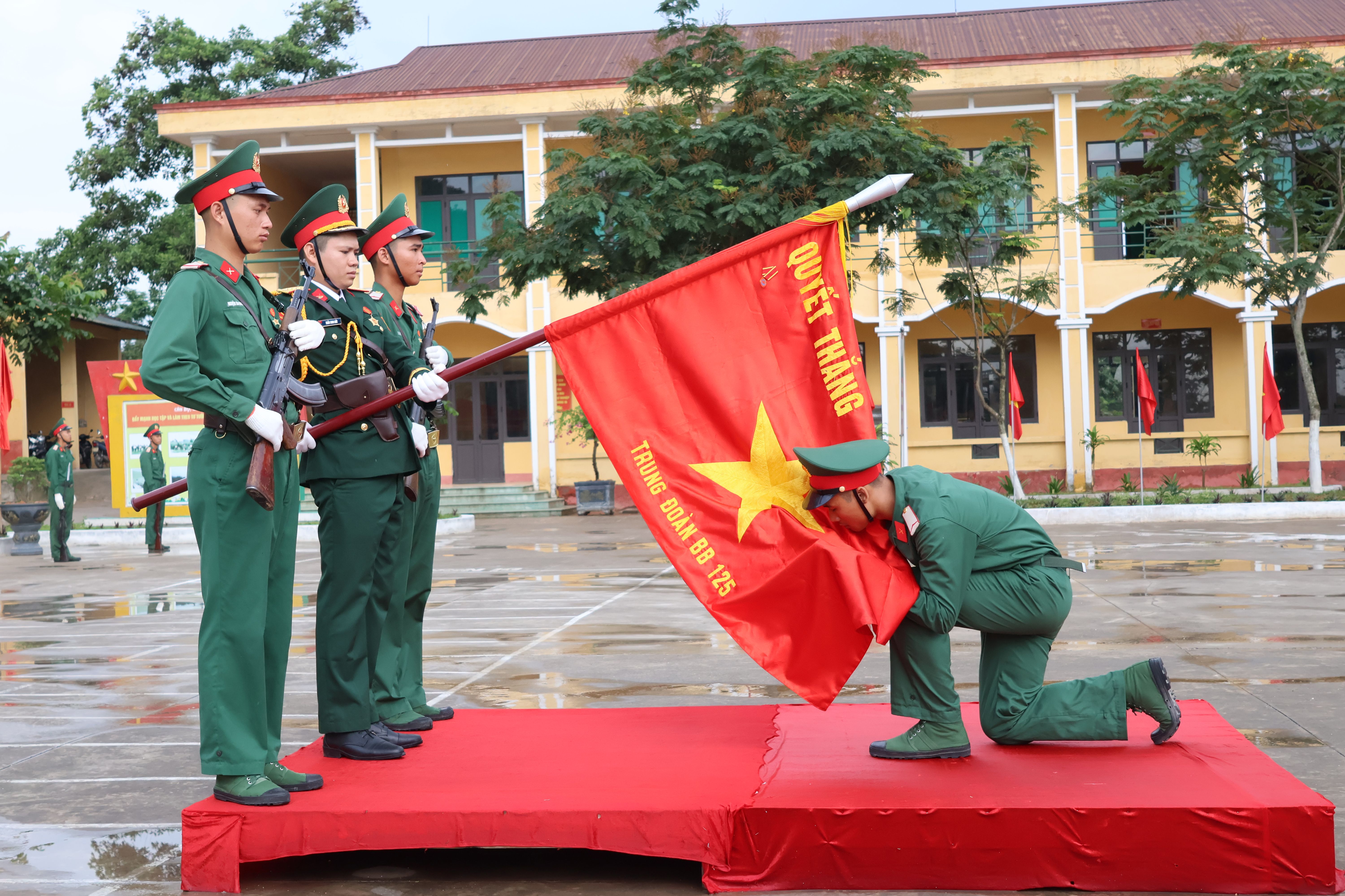 Trung đoàn 125 thi đua lập thành tích chào mừng Đại hội Đảng bộ nhiệm kỳ 2025 - 2030